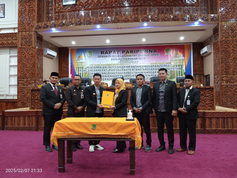 DPRD Sahkan APBD Rokan Hilir T.A 2025 Sebesar Rp 2,6 T