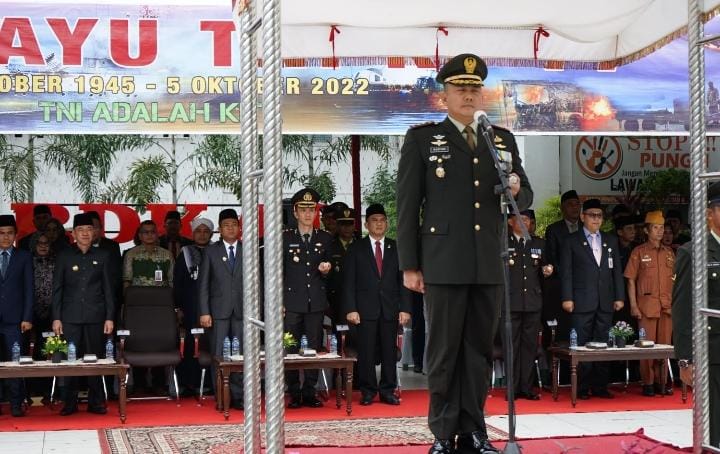 Dandim 0321 Rohil Jadi Inspektur Upacara HUT TNI ke-77 Tahun 2022, TNI  Adalah Kita