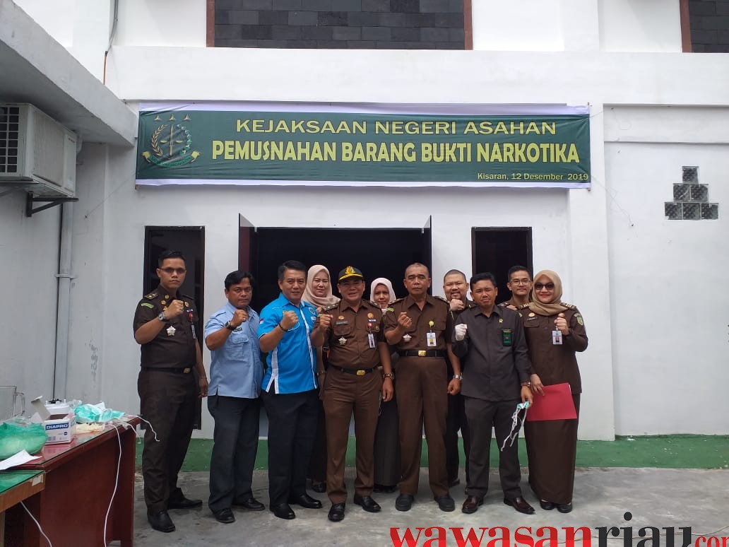 Kejaksaan Negeri Kisaran,Musnahkan Sabu dan Daun Ganja Kering Kejaksaan Negeri Kisaran,Musnahkan Sabu dan Daun Ganja Kering