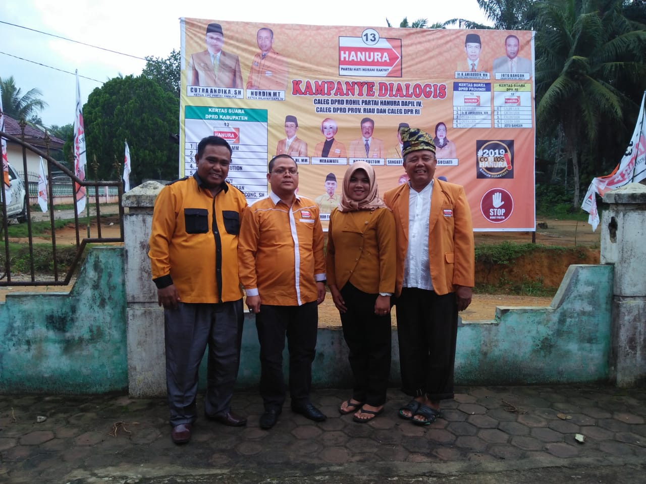 Putri H Nurdin, Lia Susanti SE Caleg DPRD Rohil No 09 Partai Hanura