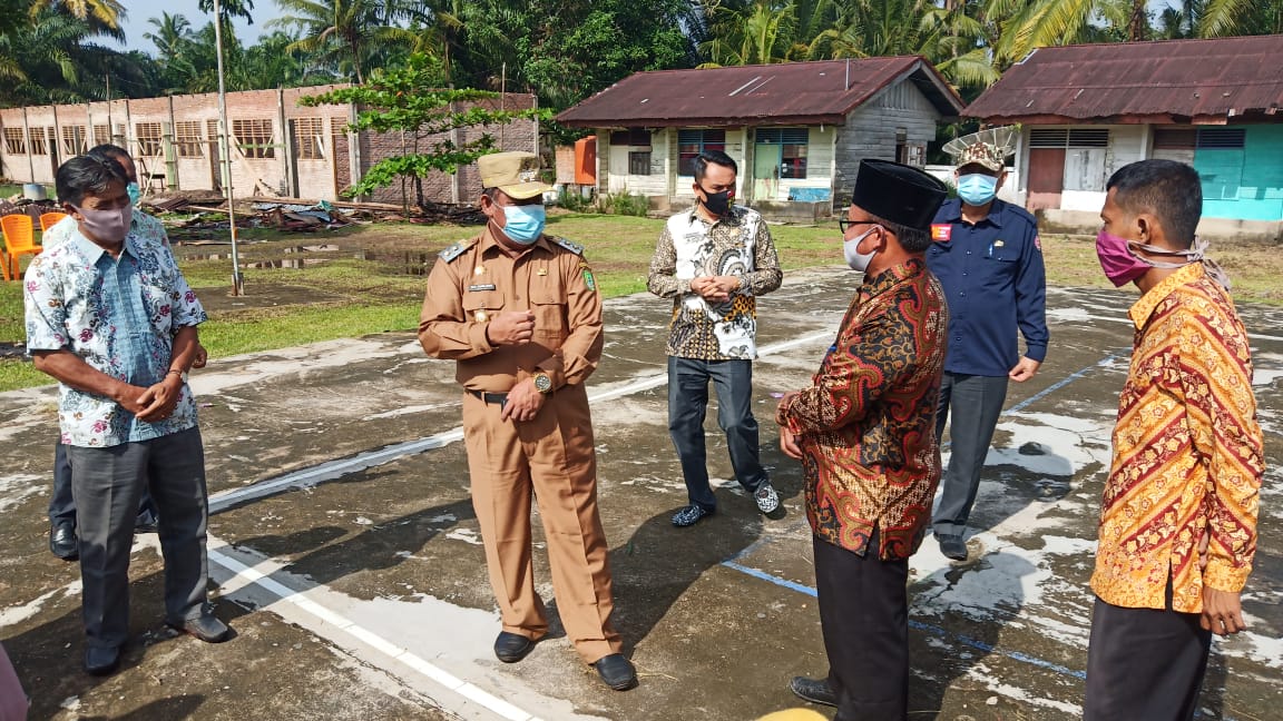 Wakil Bupati Rokan Hilir Kunjung Sejumlah Sekolah di Rantau Bais