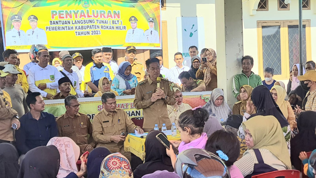Baru 3 Tahun Menjabat, Bupati Rohil Sukses Perbaiki infrastruktur Jalan dan Jembatan Capai 80 Persen