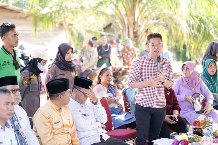 Bupati Rohil Minta Penyusunan APBD 2024 Harus Prioritas Masyarakat