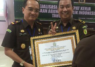 Kejari Rohil Minta Perbaikan Proyek Rigit Teluk Bano Retak retak