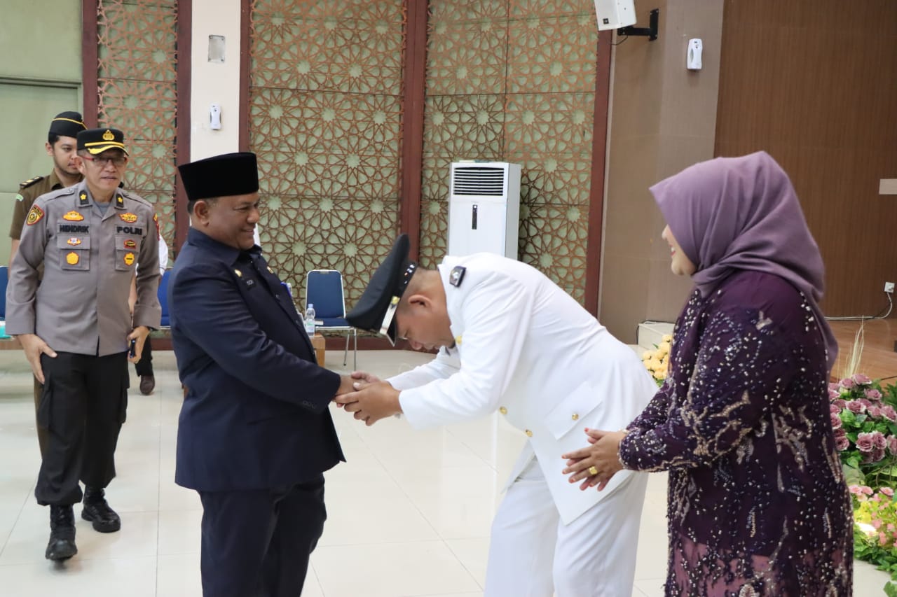 Yusjar Resmi Dilantik Sebagai Kepala Desa Tanjung Rambutan