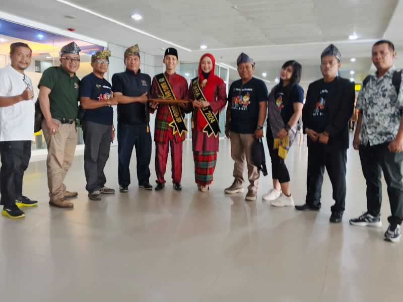 Delegasi PWI DKI Jaya Perdana Tiba di Pekanbaru Ikuti Semarak HPN Riau 2025