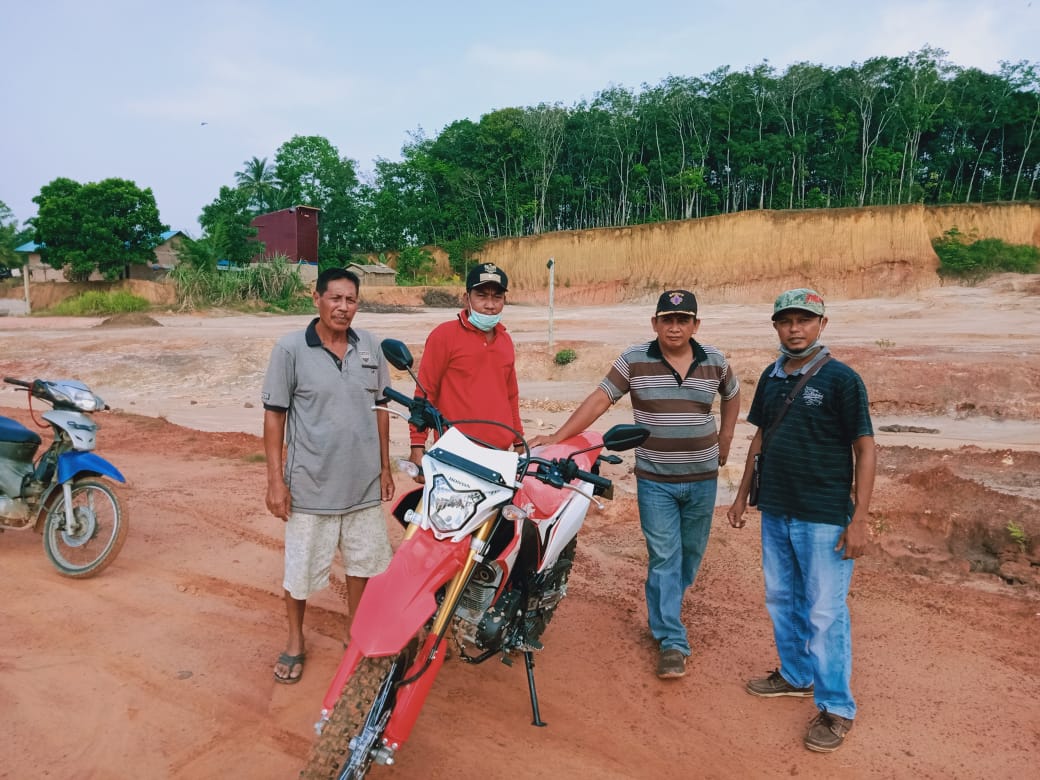 Ketua BPKep dan Datuk Pengulu Desa Jumrah Tinjau Lokasi Pembangunan SMU Negeri