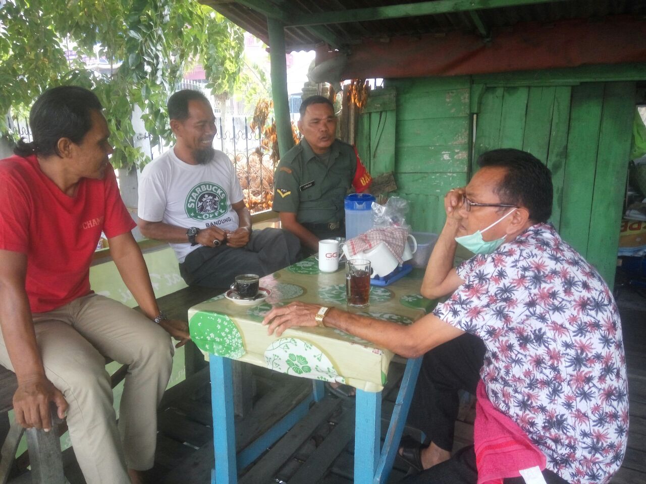 Sukseskan TMMD ke 015 Kodim 0313/Kpr, Babinsa Laksanakan Komsos di desa Binaannya