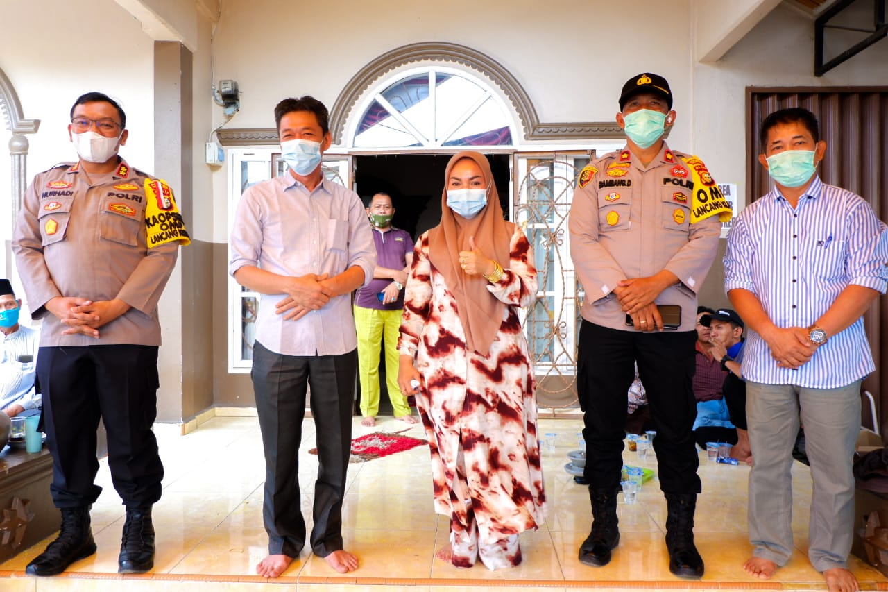 Kapolres Rohil Silaturahmi ke Kediaman Afrizal Sintong