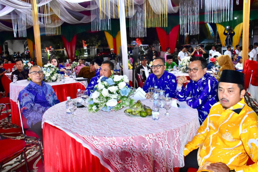 Waka DPRD Kampar Repol Hadir Pada Pembukaan Porwil Sumatera ke XI Riau Waka DPRD Kampar Repol Hadir Pada Pembukaan Porwil Sumatera ke XI Riau