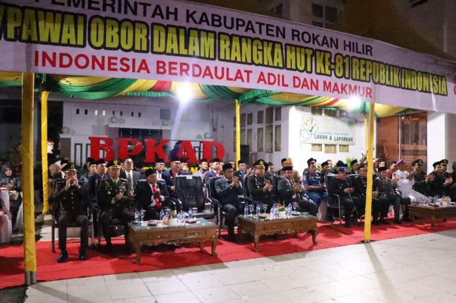 Kapolres Rohil Hadiri Malam Pawai Obor Sambut HUT ke-81 RI