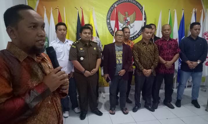 Heboh, Oknum Caleg di Rohil Kumpulkan KK dan KTP Warga, ini Modusnya...