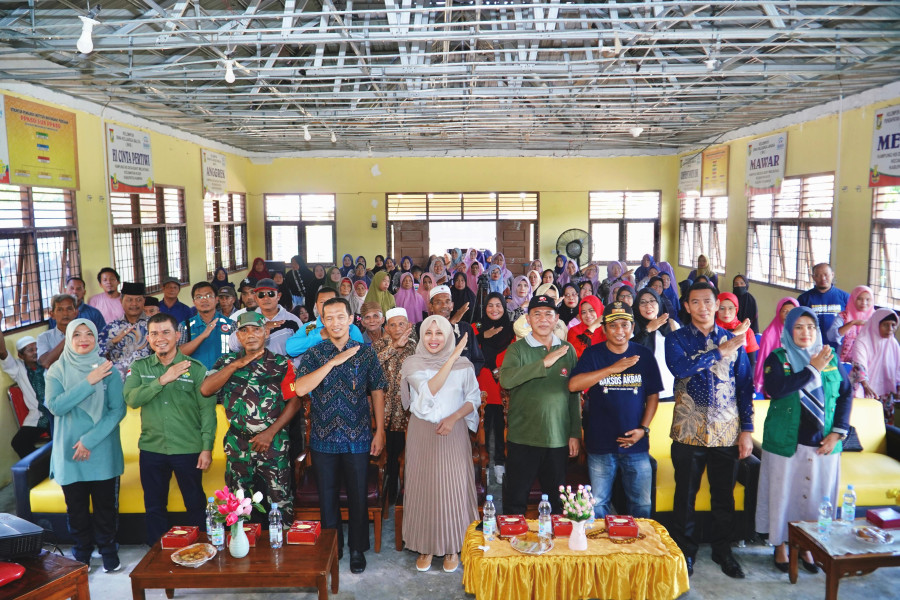 Fakultas Kedokteran UNRI Gandeng Pemkab Kampar Gelar Bakti Sosial Fakultas Kedokteran UNRI Gandeng Pemkab Kampar Gelar Bakti Sosial