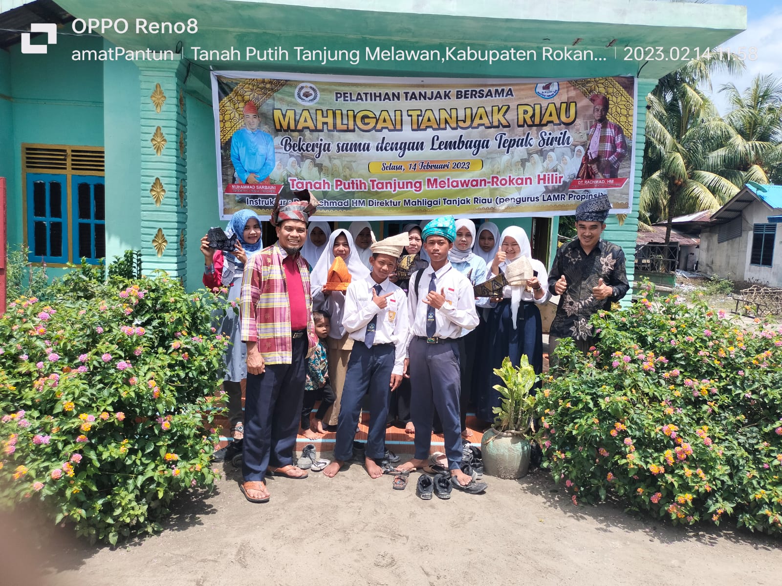 Lembaga Tepak Sirih Rohil Dan Tanjak Mahligai Riau Menggelar Pelatihan Pembuatan Tanjak Lembaga Tepak Sirih Rohil Dan Tanjak Mahligai Riau Menggelar Pelatihan Pembuatan Tanjak