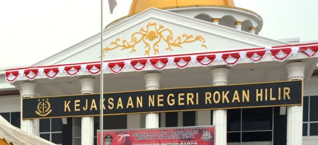 Kasi Intel Kejari Rohil Tolak Kedatangan Awak Media