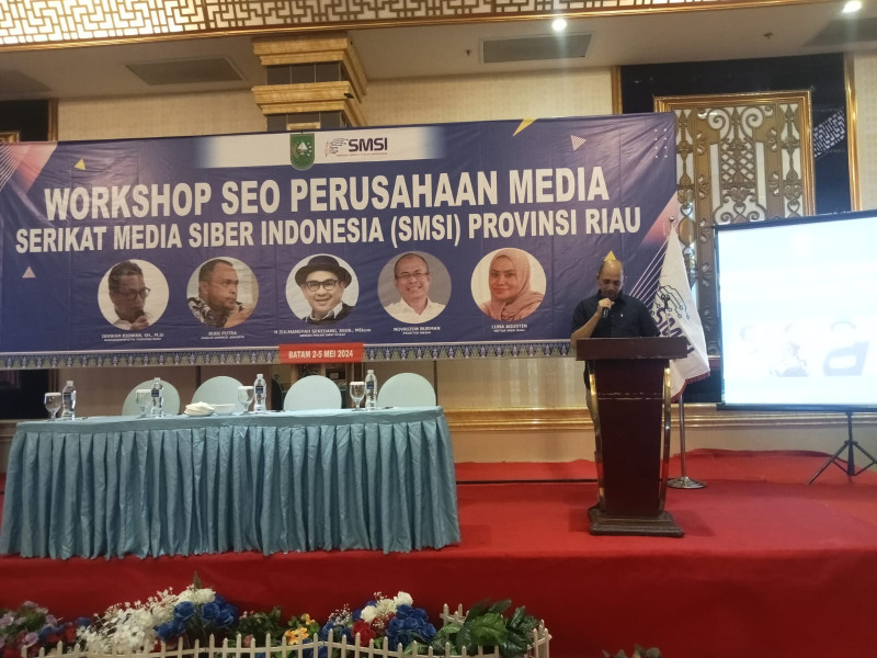 Kadiskominfotik Riau Resmi  Buka Workshop SEO Media Perusahaan Pers SMSI Riau