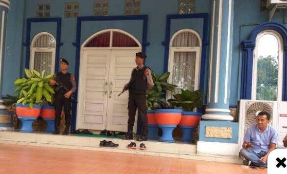 KPK Geledah Rumah Dinas Walikota Dumai Zul As