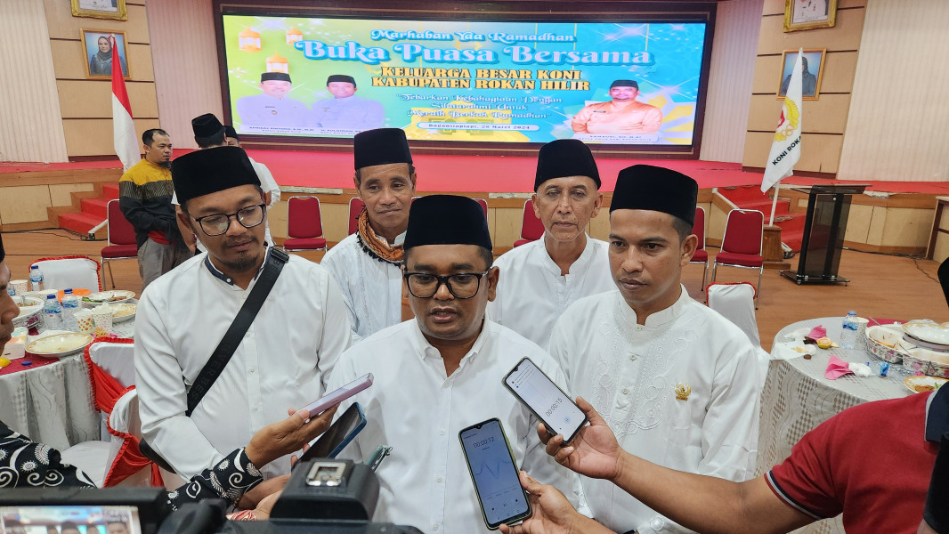 Raih Berkah Ramadhan, KONI Rohil Bagikan 500 Paket Takjil dan Buka Puasa Bersama