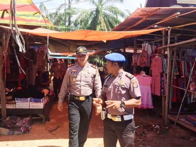 Polsek Rimba Melintang Sambangi Pasar Cek Keamanan Pedagang