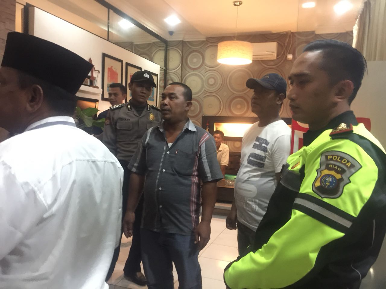 WADUH! Lagi -lagi Polsek Bangko Amankan Wanita Diduga PSK, Kali Ini Hotel Jia xiang