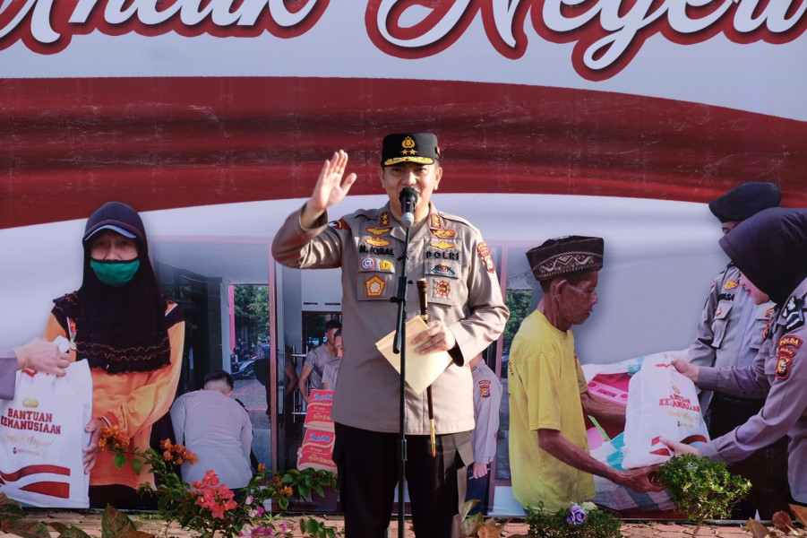Kapolda Riau Lepas Pendistribusian Bantuan Kemanusiaan Untuk Negeri Kapolda Riau Lepas Pendistribusian Bantuan Kemanusiaan Untuk Negeri