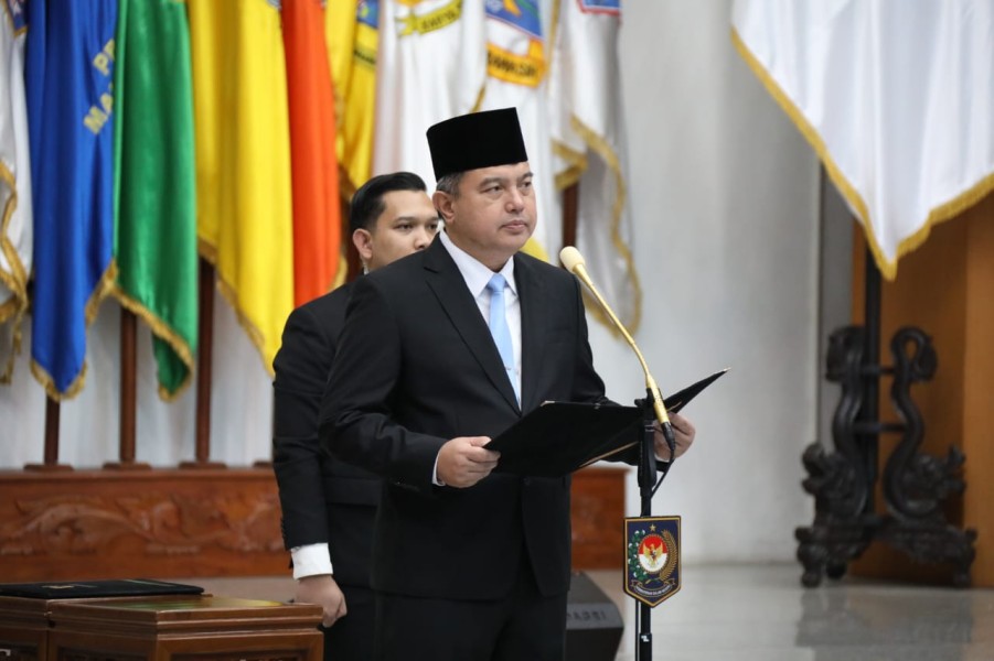 Lantik Pejabat Tinggi Pratama, Sekjen Kemendagri Tekankan Pentingnya Terobosan dan Ide Kreatif