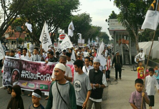 Parpol dan Ormas Islam Pekanbaru Aksi Protes Kebiadaban Myanmar Atas Rohingya