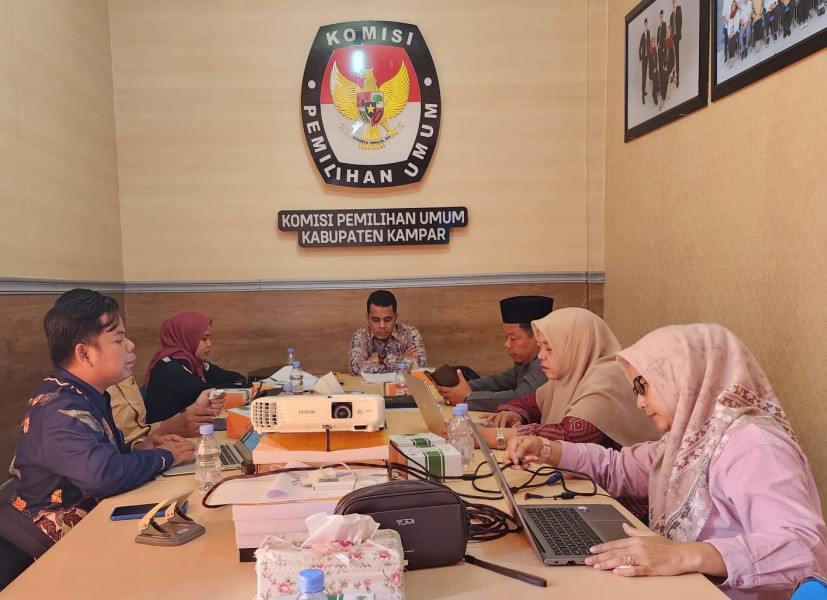 KPU Kampar Bentuk Tim Perumus Debat Publik Antar Paslon Bupati dan Wakil Bupati Kampar