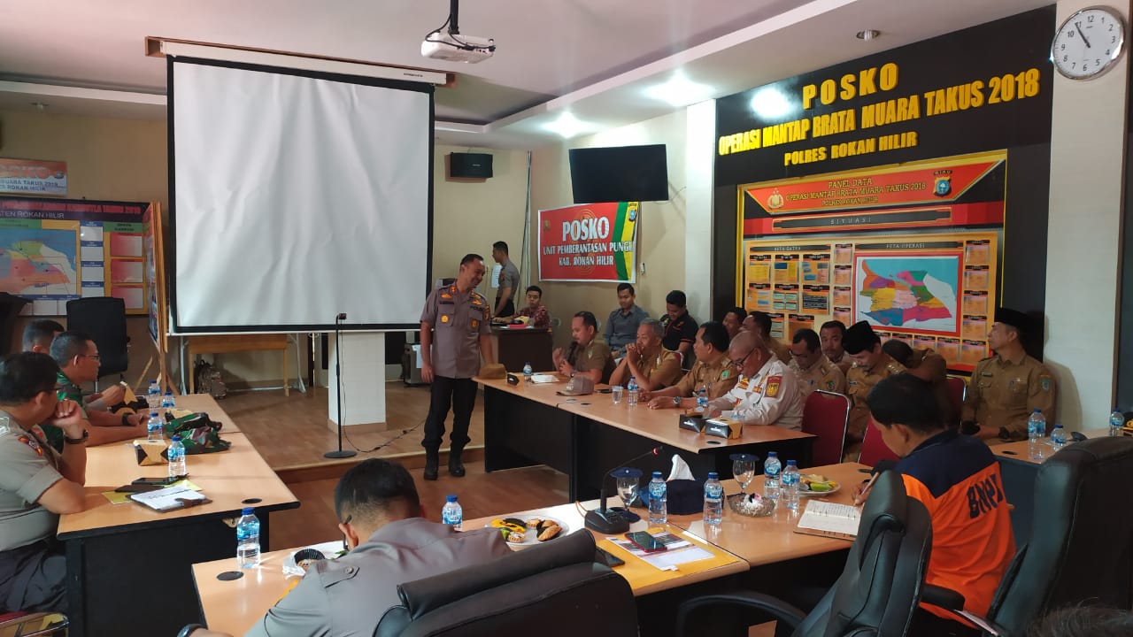 Kapolres Rohil Video Conference Bersama Kapoda Riau Soal Karhutla