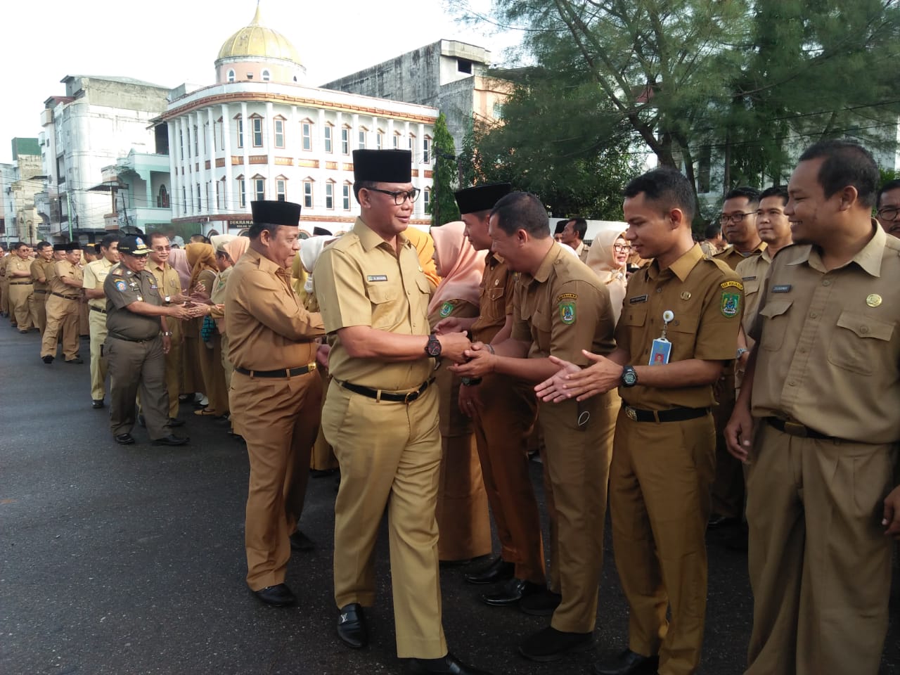 Bupati Rohil Pimpin Apel Perdana Usai Liburan Idul Fitri, Ini Pesannya...