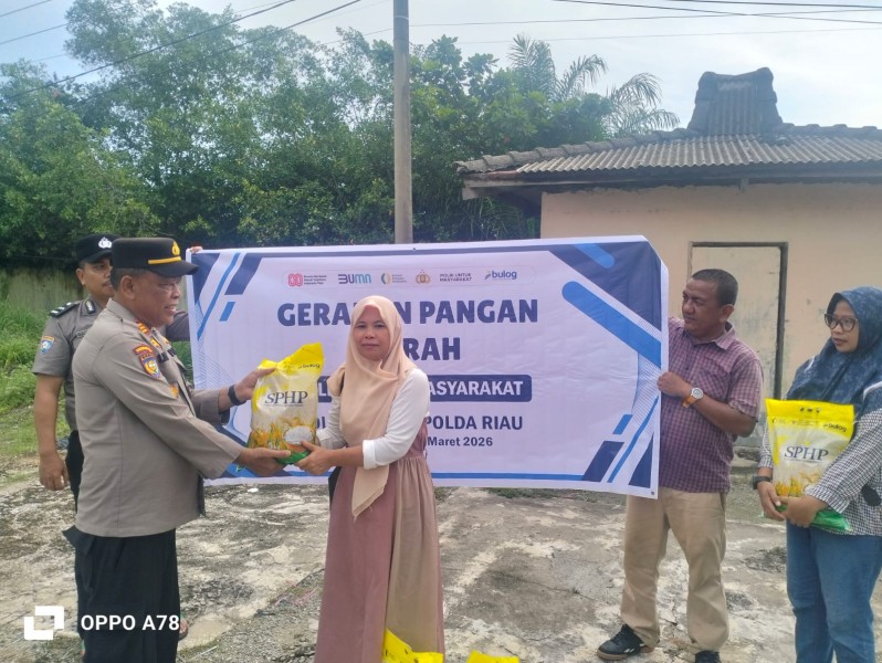 Ringankan Beban Masyarakat, Sat Binmas Polres Rohil Gelar Gerakan Pangan Murah