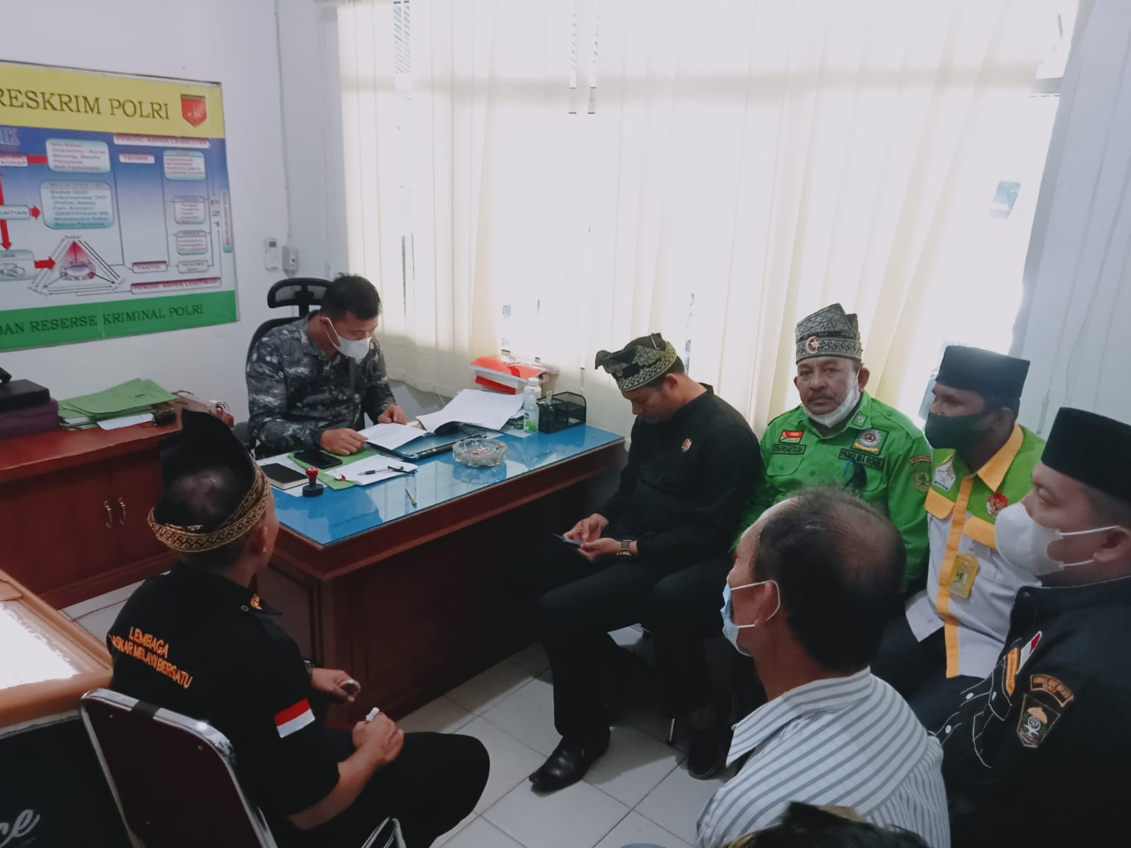 RMB dan LMB Rohil Resmi Laporkan Larshen Yunus ke Polres Rohil