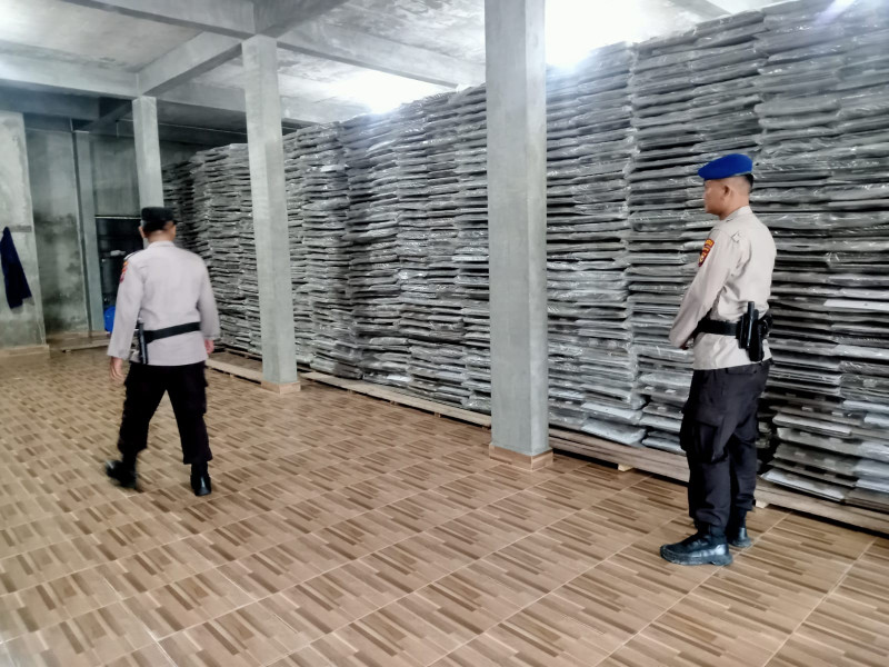 Informasi Logistik Pemilu 2024 di KPU Kabupaten, Polres Rohil : Terpantau Aman