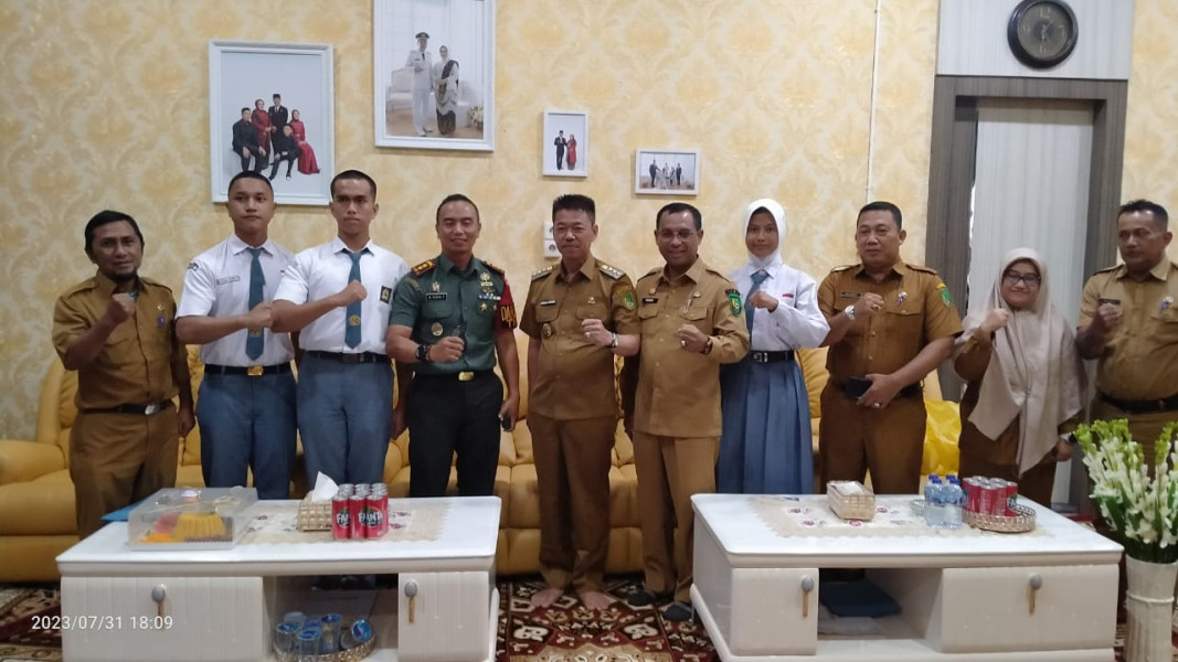 Bupati Lepas Keberangkatan 3 Orang Paskibra Propinsi Riau Asal  Rokan Hilir