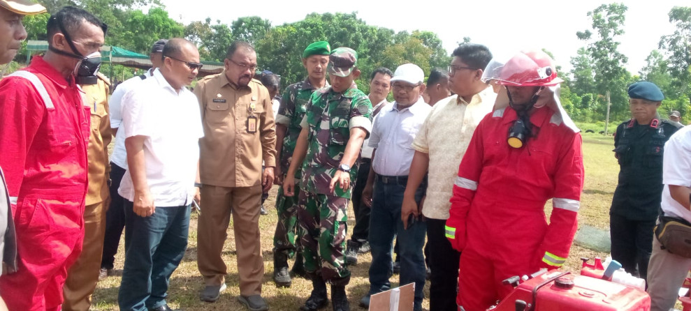 Mewakili Bupati Afrizal Sintong, Kadis LH Suwandi Menghadiri Apel Siaga Karhutla