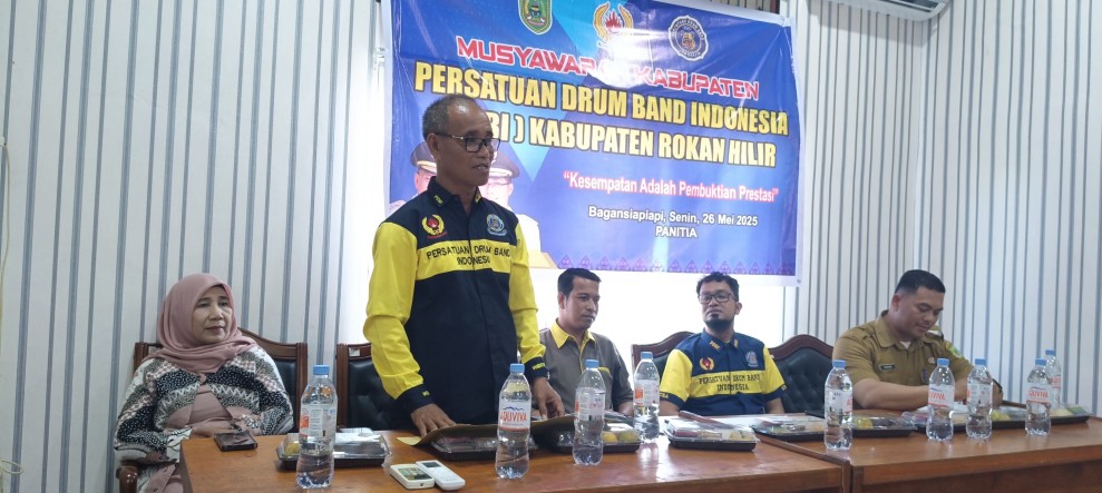 MUSKAB, Hadi S Kembali Terpilih Sebagai Ketua PDBI Rohil Masa Bhakti 2025-2029 MUSKAB, Hadi S Kembali Terpilih Sebagai Ketua PDBI Rohil Masa Bhakti 2025-2029