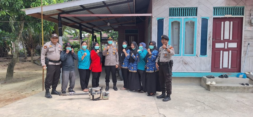 Polsek Rantau Kopar dan Puskesmas Gelar Fogging Cegah DBD di Bagan Cempedak