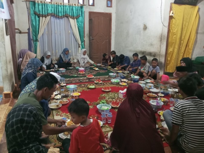 Keluarga Besar PT APB Gelar Buka Bersama Serta Santuni Anak Yatim & Pisoko