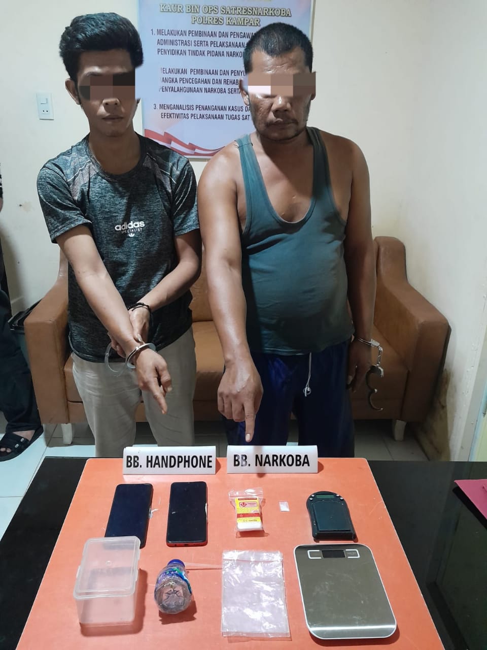 Dua Pelaku Narkoba di Tangkap Satnarkoba Polres Kampar Dua Pelaku Narkoba di Tangkap Satnarkoba Polres Kampar