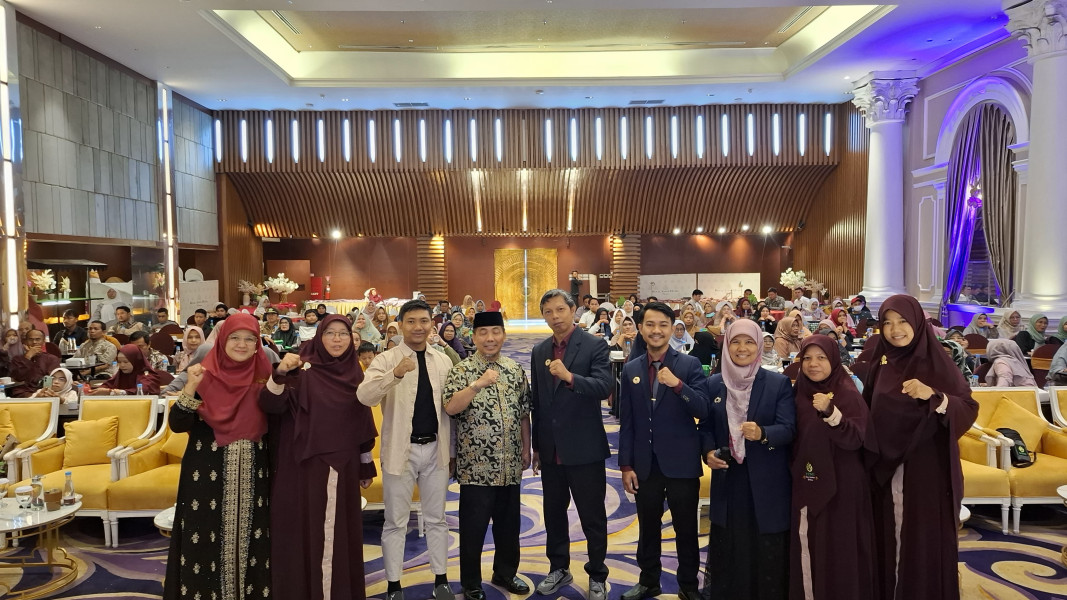 Business Center HNI Pekanbaru 13 Gelar Seminar Grand HEBAT