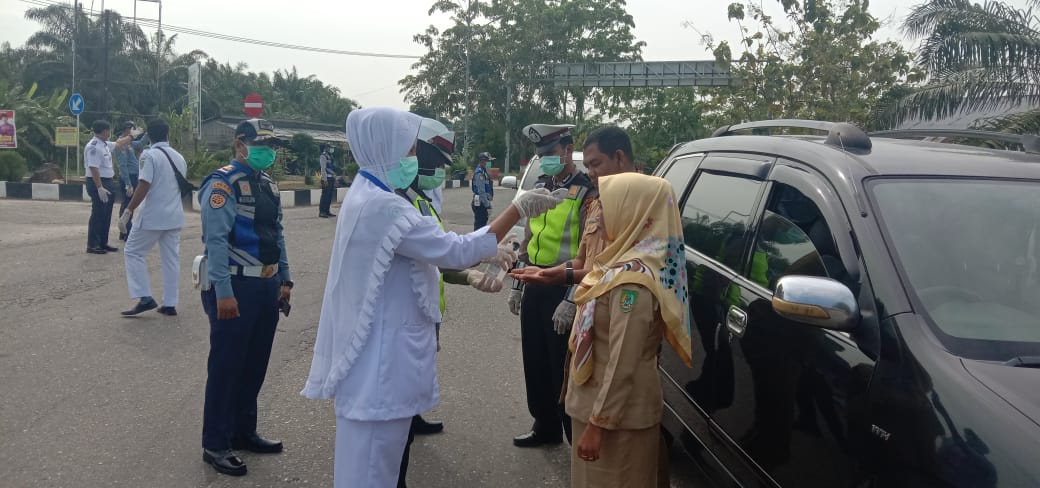 Antisipasi Covid-19, Seluruh Penumpang Yang Masuk Bagansiapiapi Diperiksa