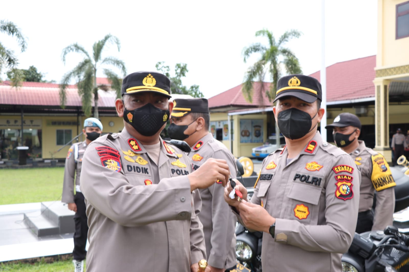 Kapolres Kampar Distribusikan 3 Kendaraan Dinas ke Perwakilan Anggota Polres Kampar