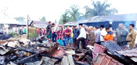 Tiga Rumah Warga Bagansiapiapi Hangus Terbakar