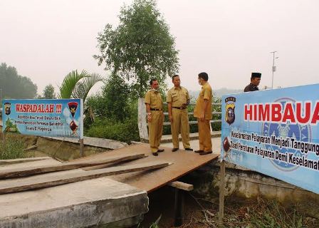 Jembatan Pelabuhan Baru Terkikis Abrasi Pemkab Rohil Akan Melakukan Perbaikan