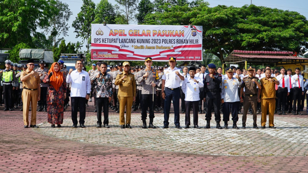 Wabup Rohil Sampaikan Amanat Kapolri Dalam Apel Gelar Pasukan Ops Ketupat Lancang Kuning 2023