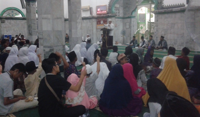 Masjid Raya Al-Ihsan Bagansiapiapi Salurkan Santunan Kepada 295 Anak Yatim