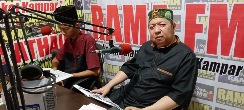 Karo Kesra Setda Prov. Riau Zulkifli Syukur, Apresiasi Acara RAMA Tadarus Di Radio RAMA FM Kampar