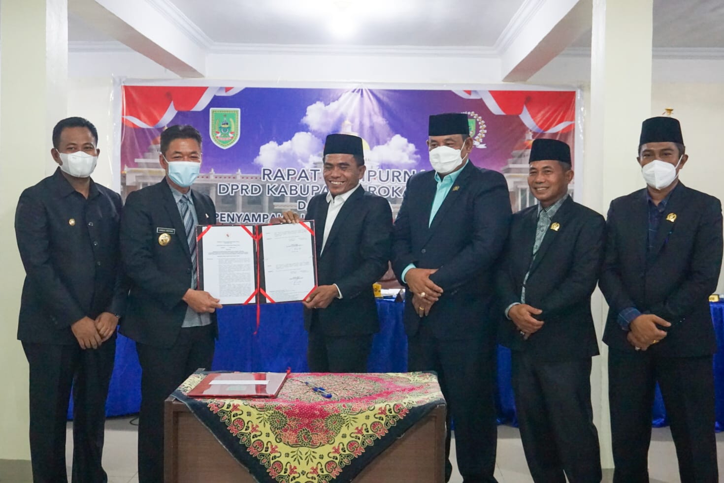 Sah...!! APBD Rohil Th 2022 Ditetapkan Rp 2 Triliun