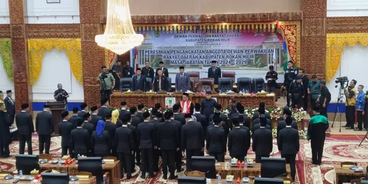Resmi Dilantik, Inilah Anggota DPRD Rohil Periode 2024-2029