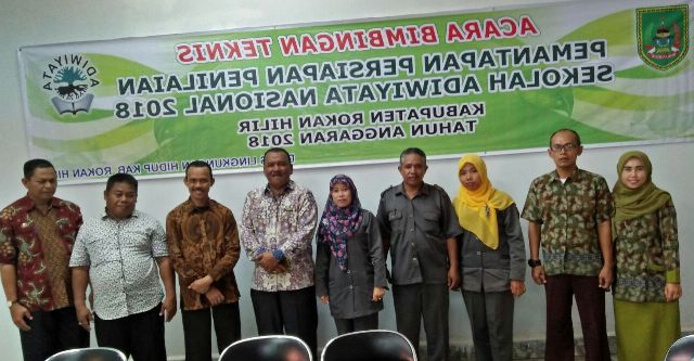 Rohil Siap Menjadi Kabupaten Adiwiyata Untuk Propinsi Riau